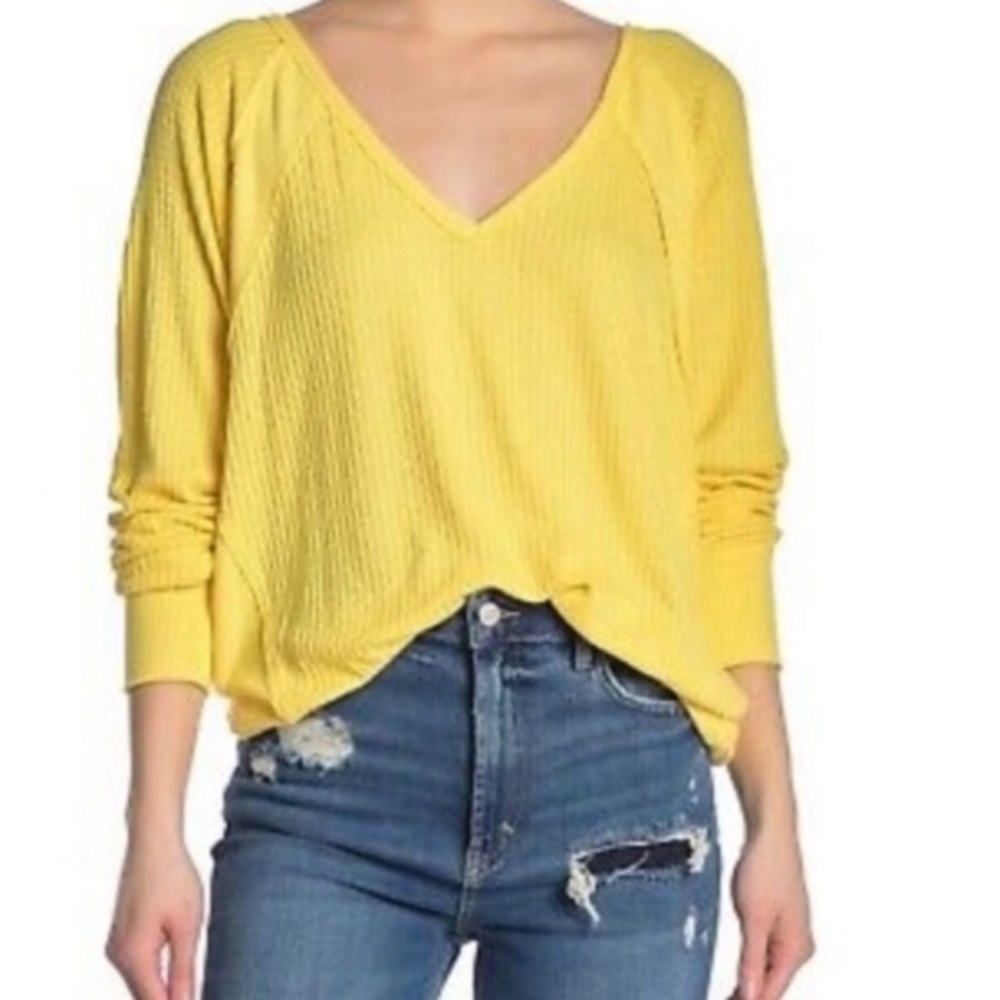 Free People Santa Clara Yellow V-Neck thermal Sweater - Picture 5 of 9
